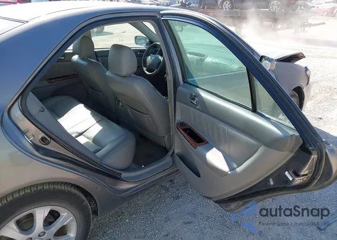 2005 Toyota Camry Xle V6 из США, поврежденный, VIN 4T1BF30K15U608423